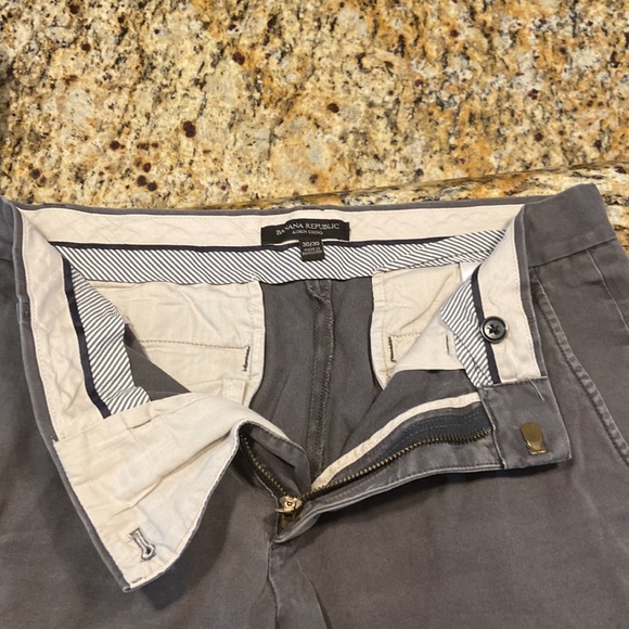 Men’s chinos - Picture 2 of 7